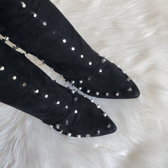 Cape Robbin Black Gigi Studded Suede Side Zipper Ankle Boots SZ 8.5 - Picture 6 of 11